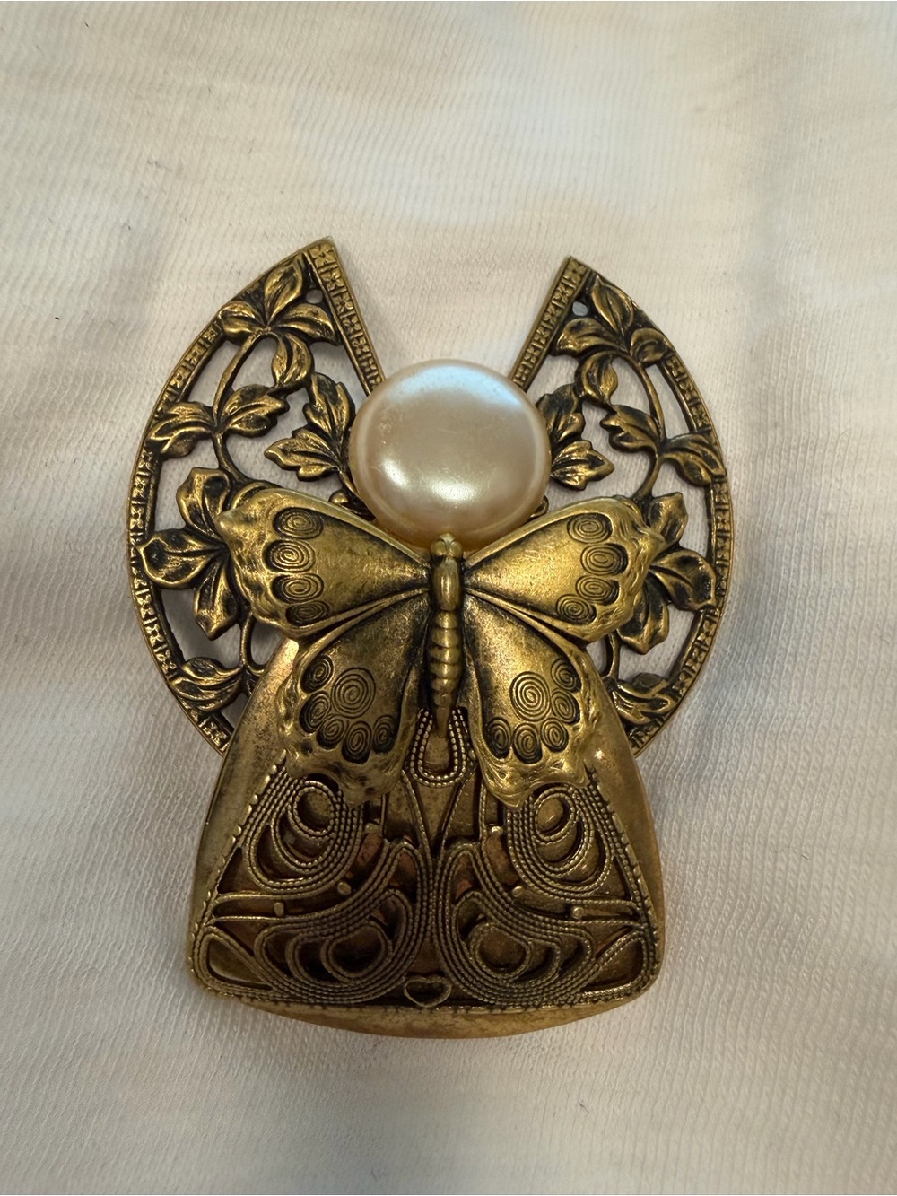 Angel of Love 1996 Jane Davis Brooch